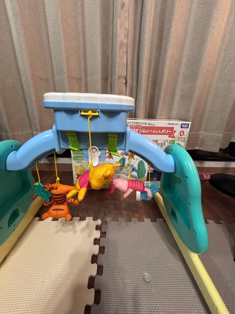 【美品】プーメリーDisney 6WAYジム 箱付き