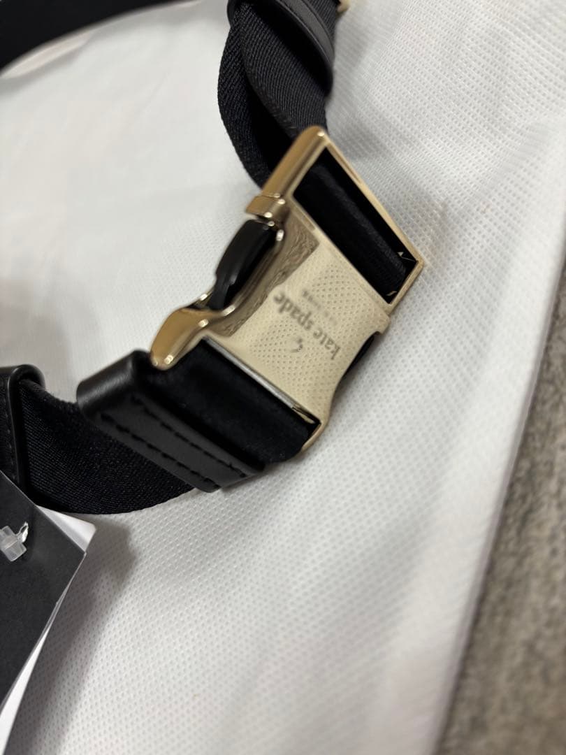 kate spade ボディーバッグ