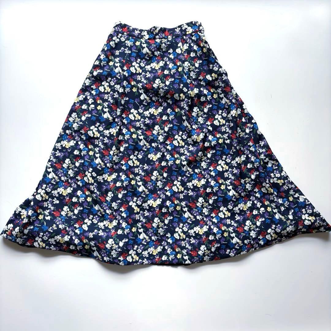 【美品】SHE Tokyo アリシアフラワースカート 花柄 プリーツ ネイビー
