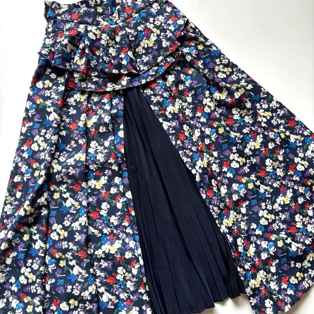 【美品】SHE Tokyo アリシアフラワースカート 花柄 プリーツ ネイビー