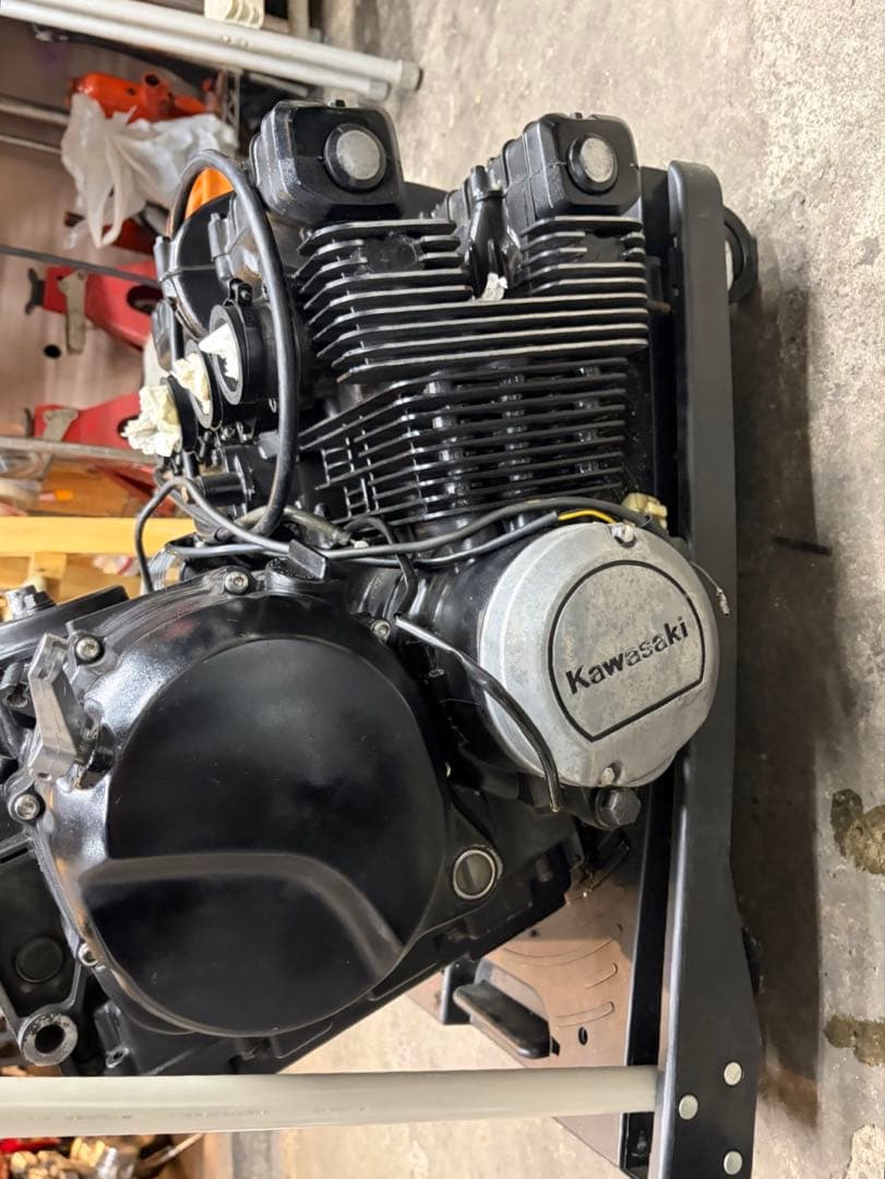 Kawasaki ゼファー400絶好調エンジン 実働外し。