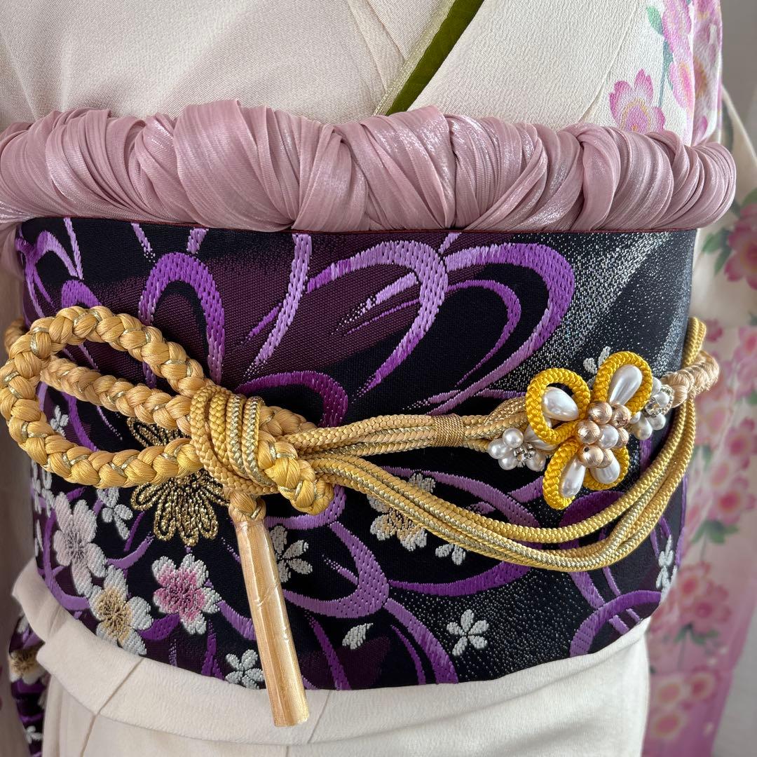 正絹豪華振袖フルセット　白地　桜　花柄　成人式に