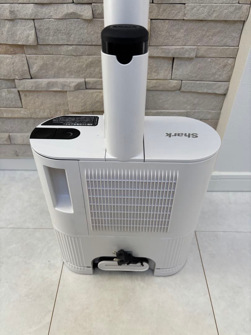 【美品】シャーク　EVOPOWER SYSTEM NEO＋　LC351JWH