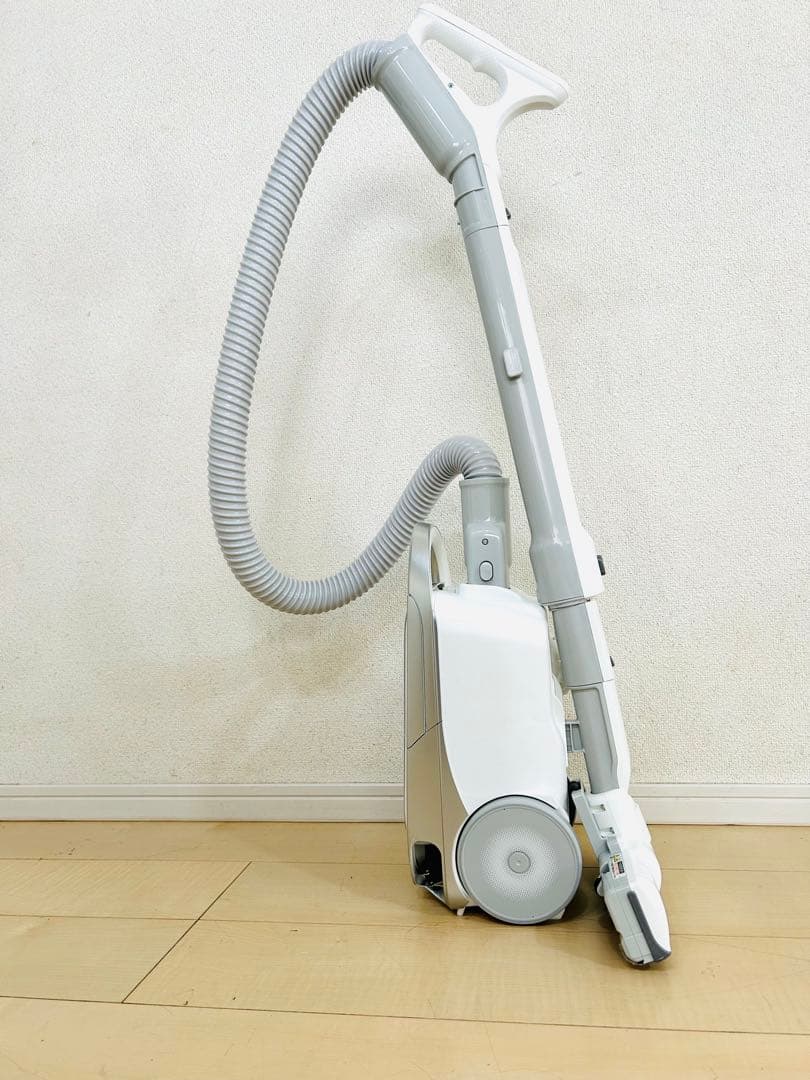 シャープ 2022年製 紙パック式クリーナー 掃除機 EC-MP310