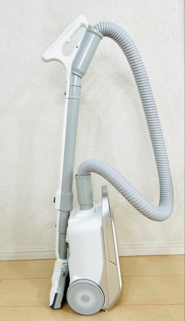 シャープ 2022年製 紙パック式クリーナー 掃除機 EC-MP310