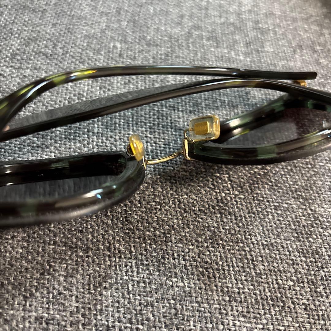 美品　MIU MIU サングラス リヴィール スクエア SMU04R
