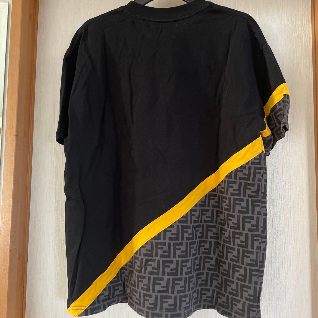 FENDI ブラック イエロー Tシャツ