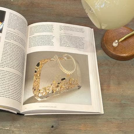 FASHION &ACCESSORIES　MAGAZINE
