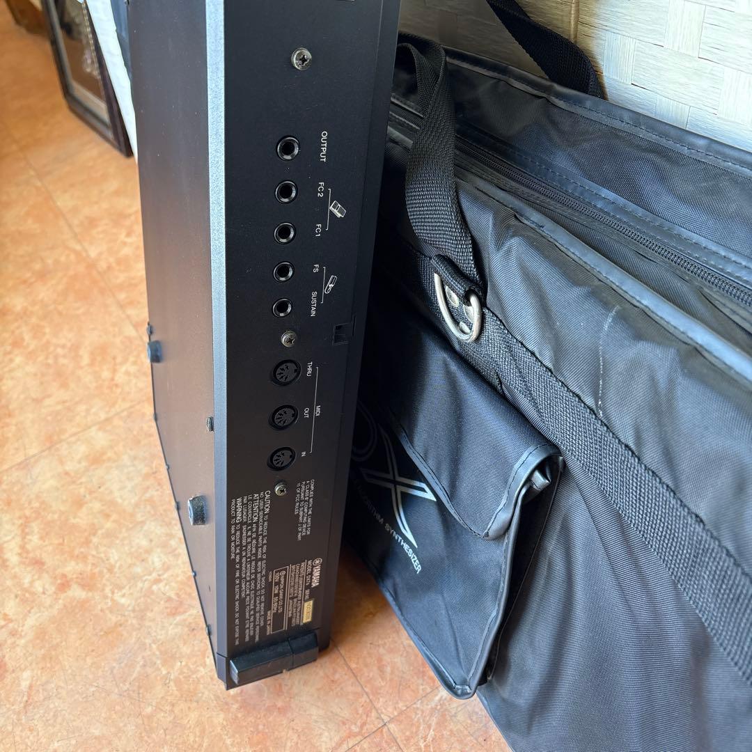 北海道マーガリンページき Yamaha DX7 シンセサイザー