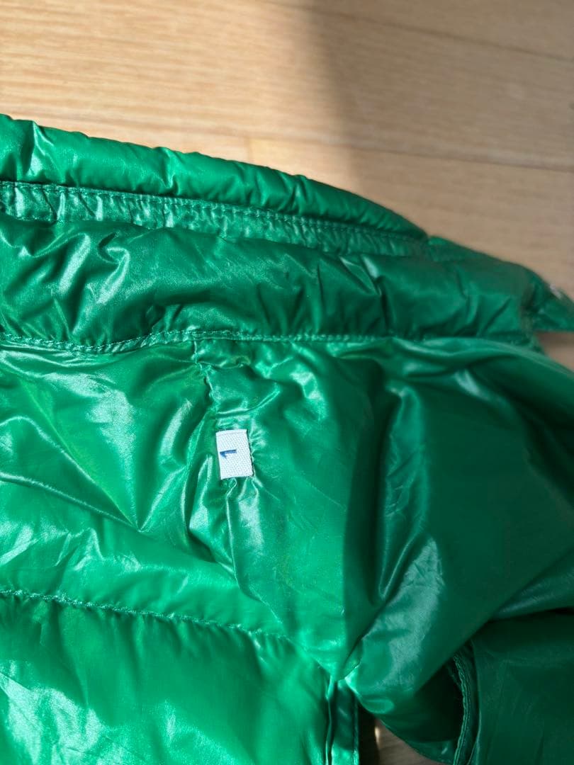 専用　MONCLER GUI グリーン ダウンベスト