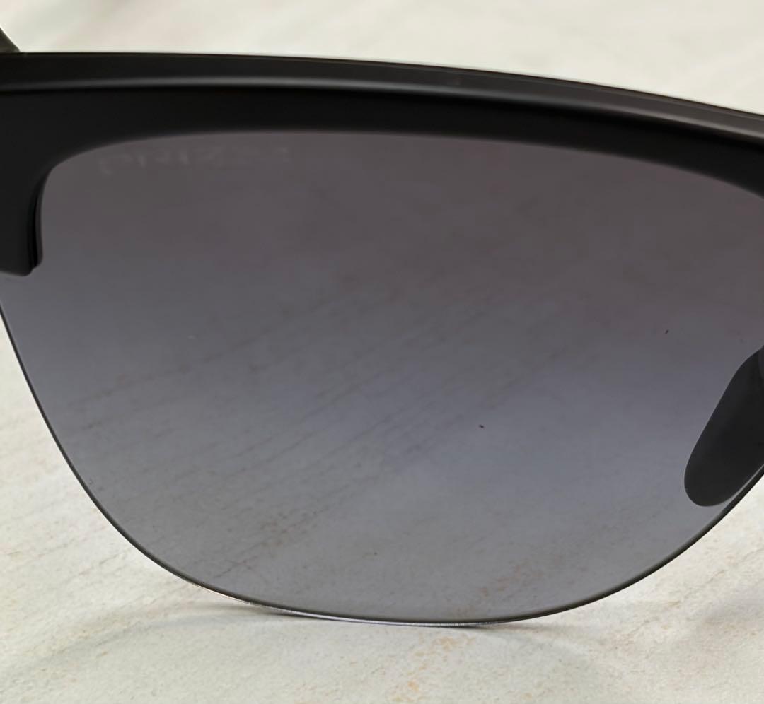 【美品】OAKLEY Frogskins lite マットブラック プリズム
