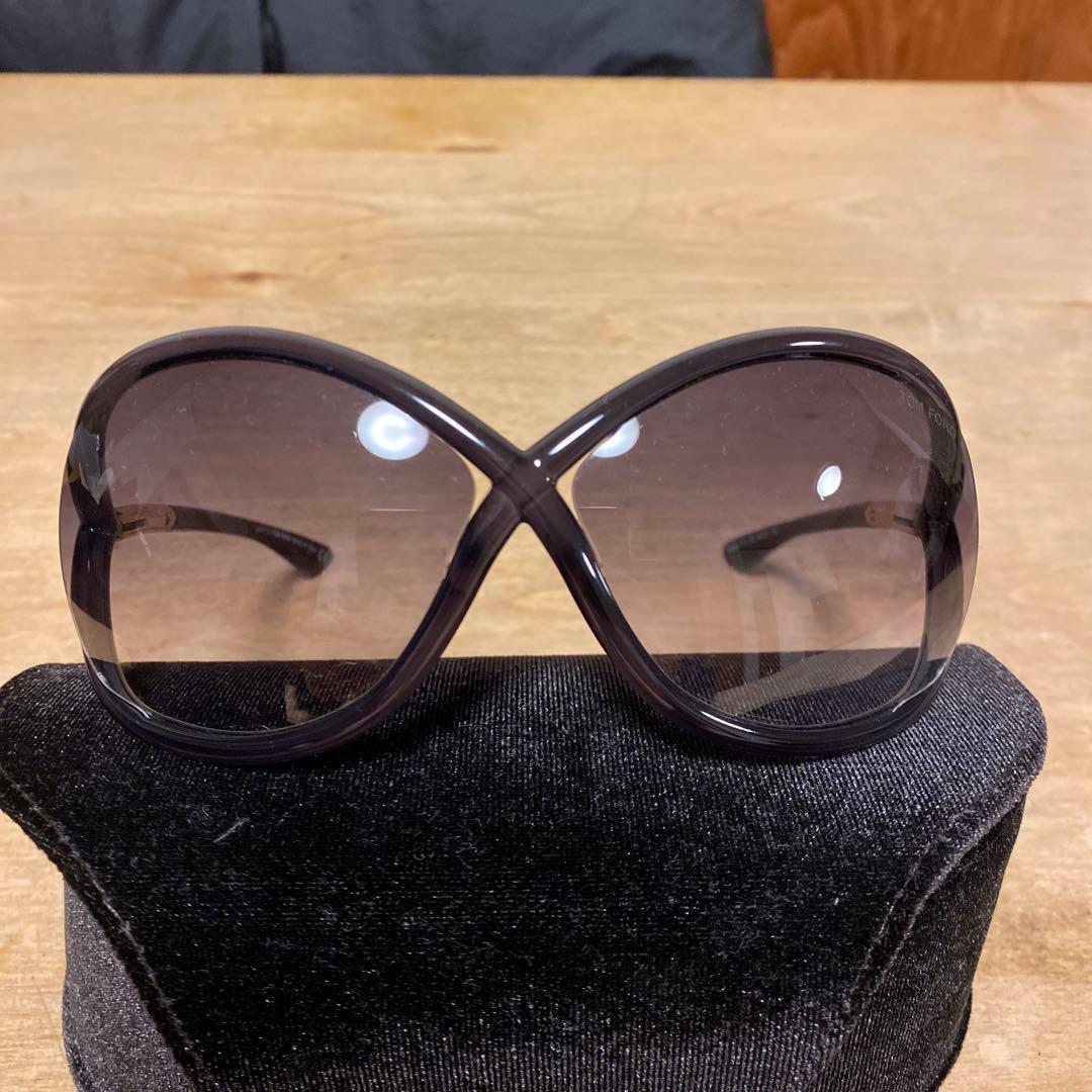 小物 tomford whitney swag