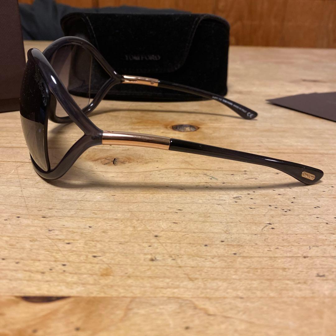 小物 tomford whitney swag