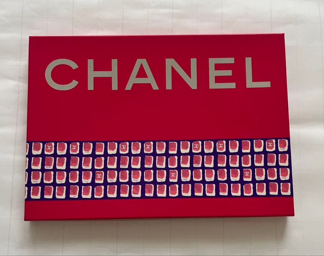 新品未使用 CHANEL 柄タイツ 箱付き 総柄 ピンク×ネイビー フランス製