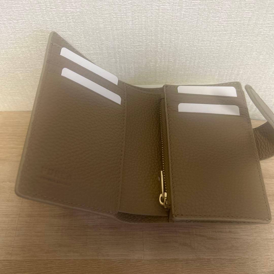 FURLA ソフィア 折り財布