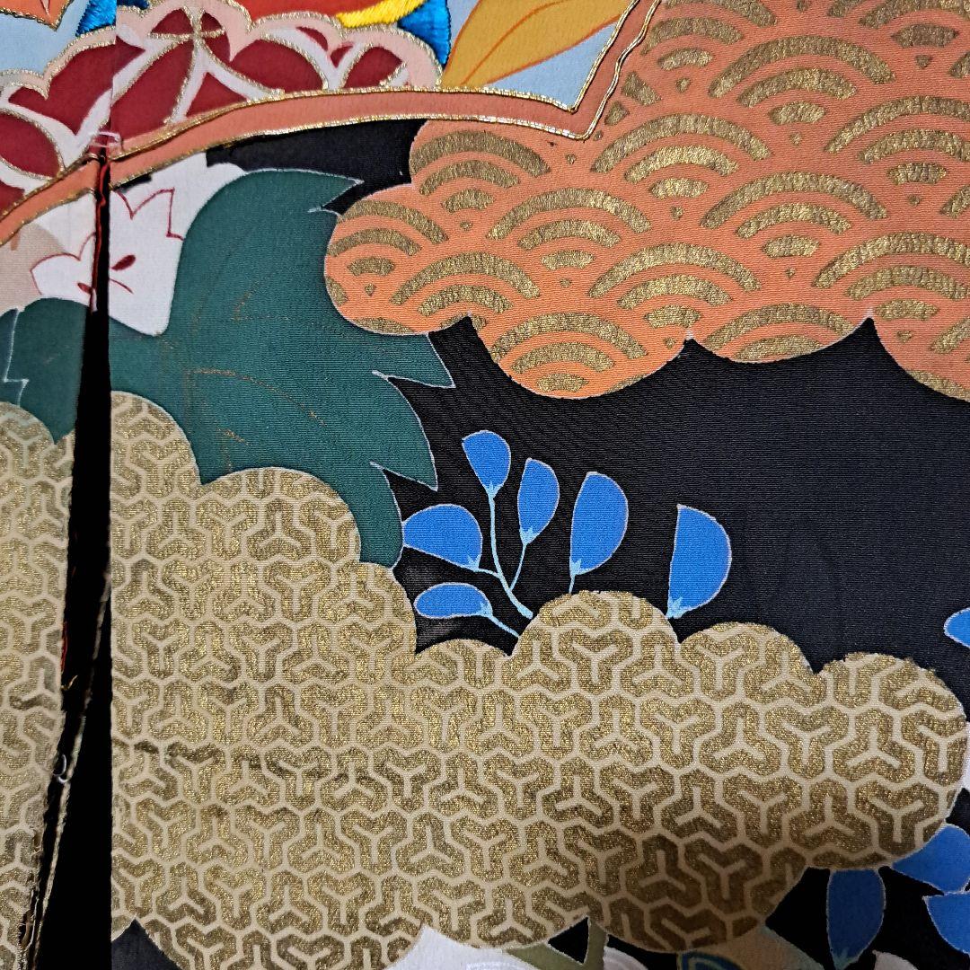 10月特別価格‼78000円→‼ アンティーク黒振袖！沢山の手刺繍