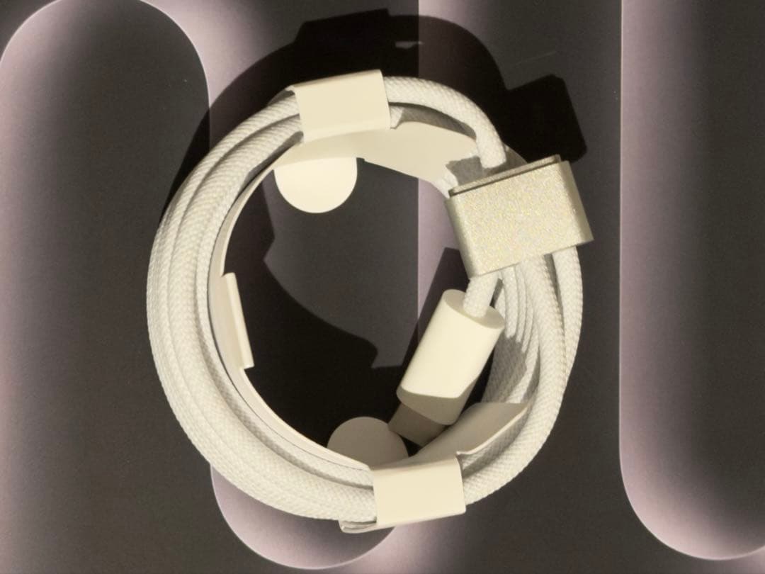【新品】Apple純正 MagSafe3ケーブル・USB-C電源アダプタ96W