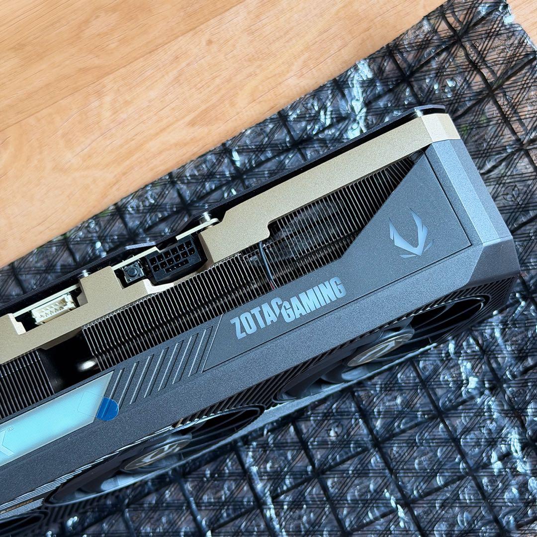 グラフィックボード・グラボ・ビデオカード ZOTAC GEFORCE RTX 5080 SOLID OC 16GB