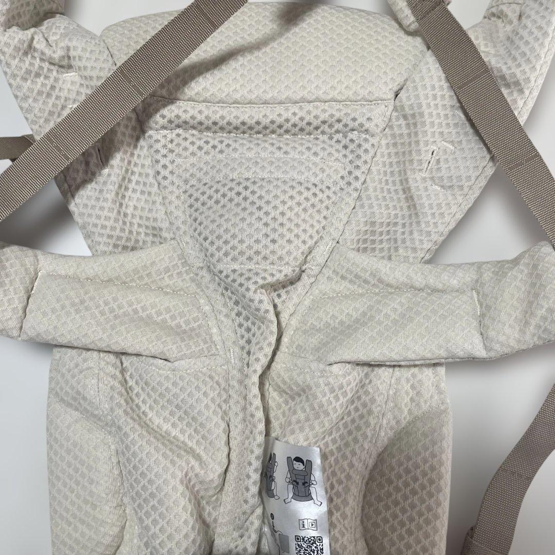 美品　エルゴベビー オムニデラックス　OMNI Deluxe ナチュラルベージュ