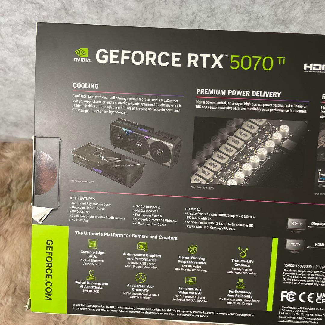 か*ん様 新品　ASUS ROG Strix GeForce RTX 5070
