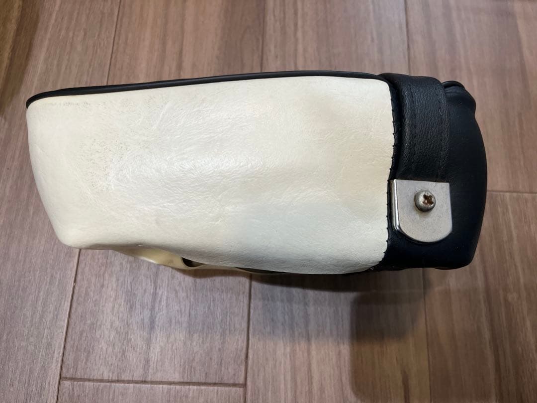 エストレア250 純正シート