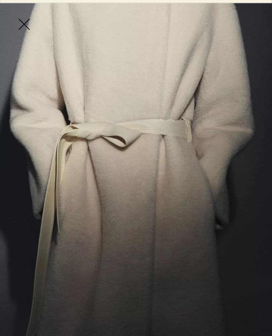 【新品タグ付き】ZARA ZWコレクションフェイクファーコートM