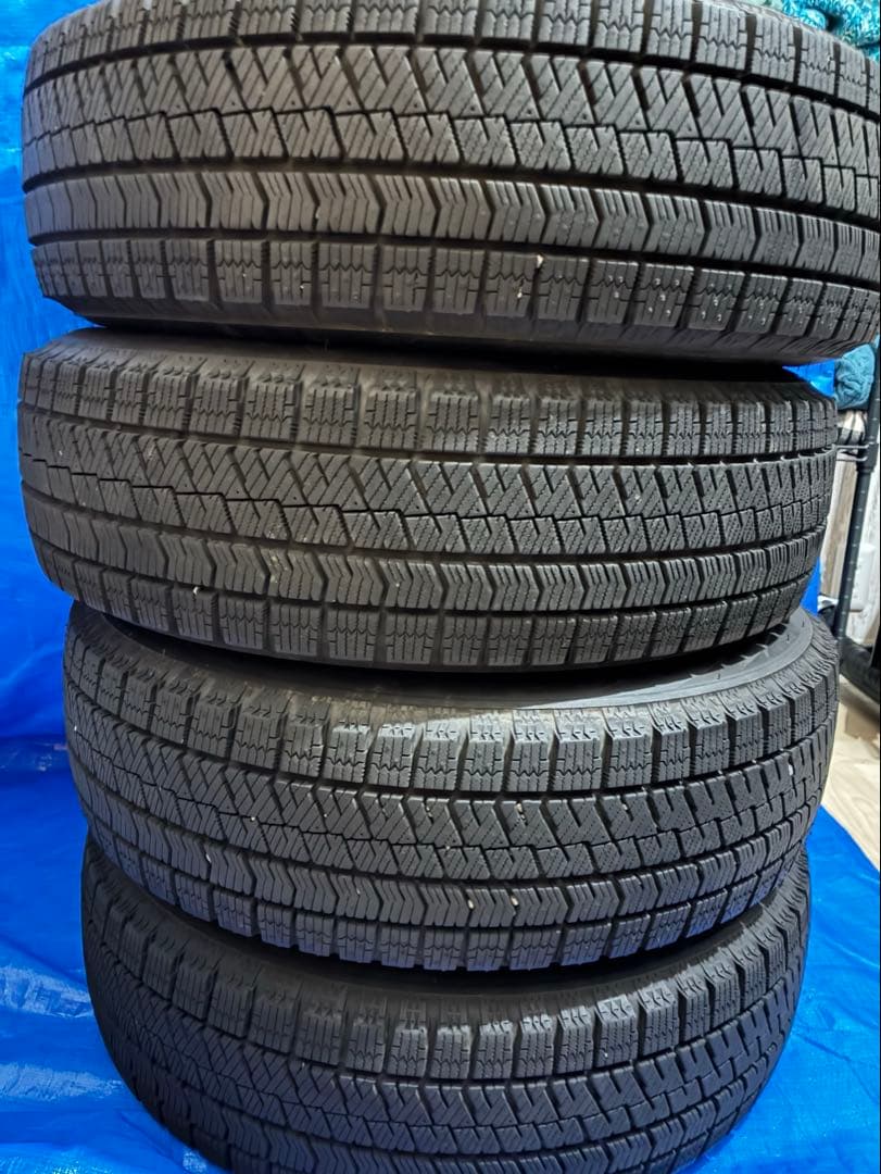 二個口① 2025年購入　ブリヂストン　VRX2【175/65R15】ホイール付
