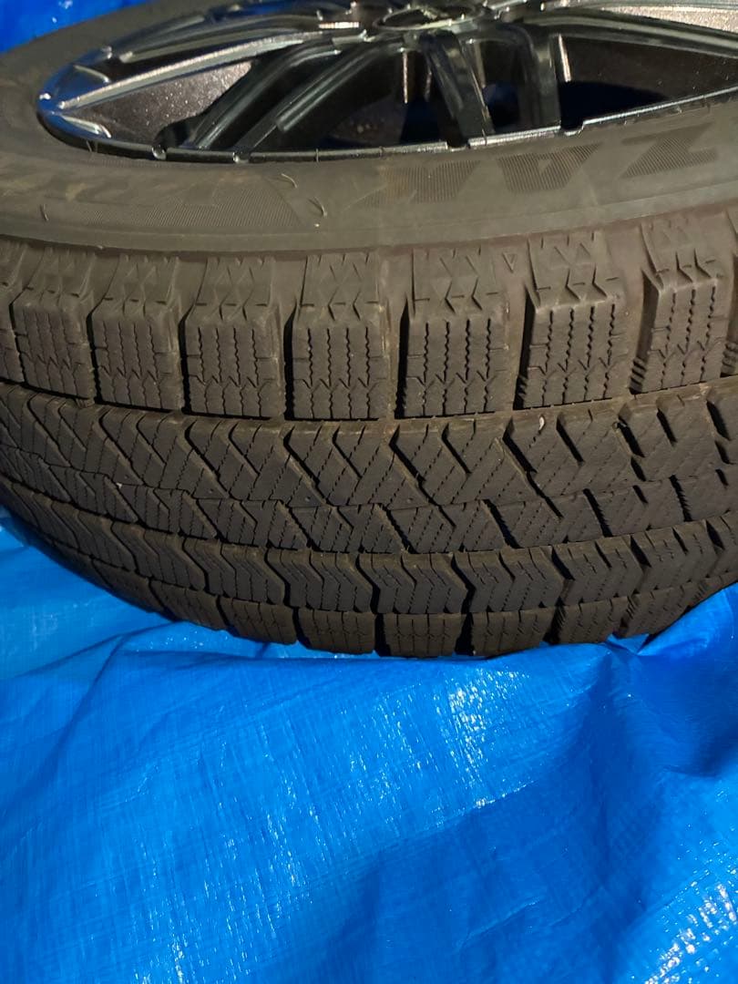 二個口① 2025年購入　ブリヂストン　VRX2【175/65R15】ホイール付