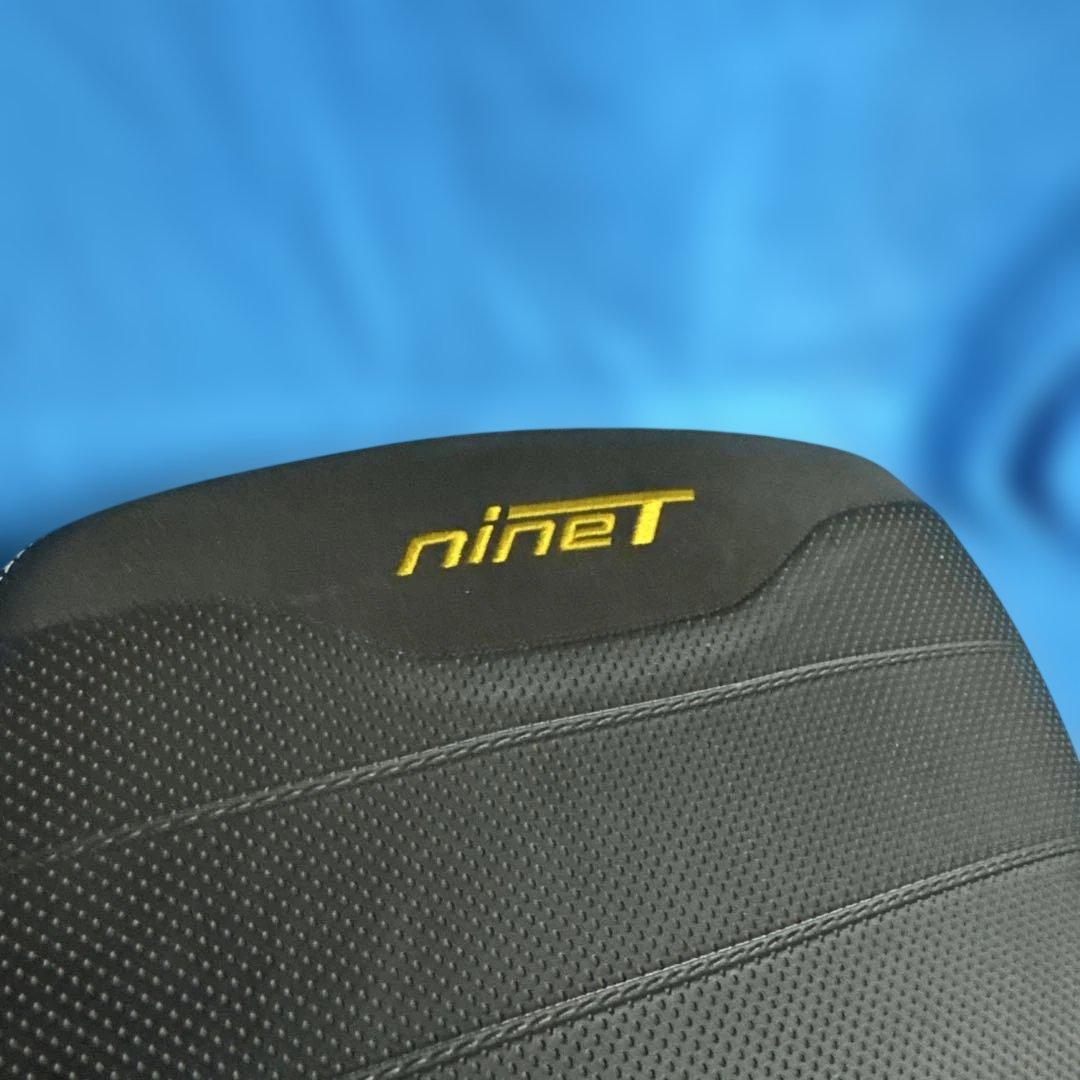  R9Tの純正オプションシート