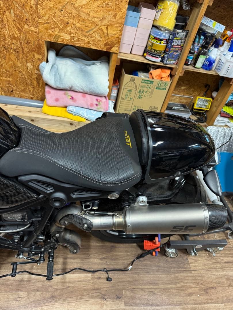  R9Tの純正オプションシート