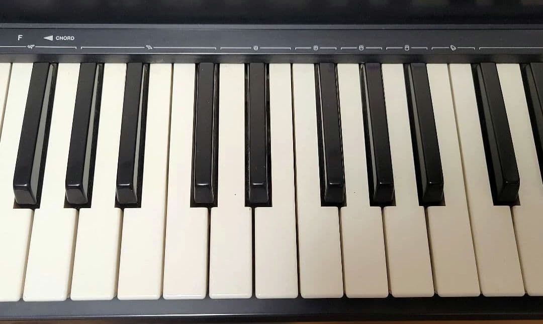 CASIOキーボードTONEBank　CT670 ,STRICHスタンド