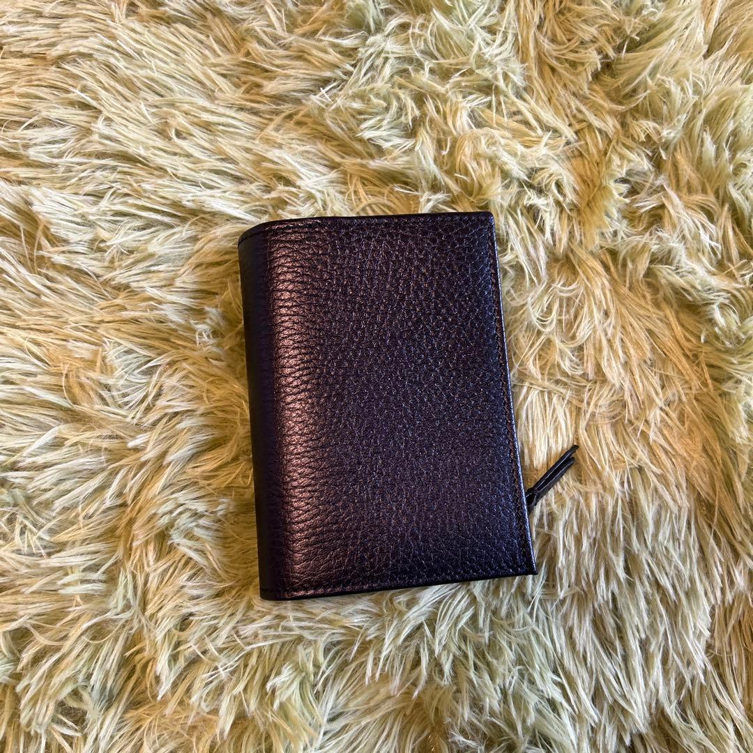 新品未使用品Gucci 二つ折り財布 ブラック