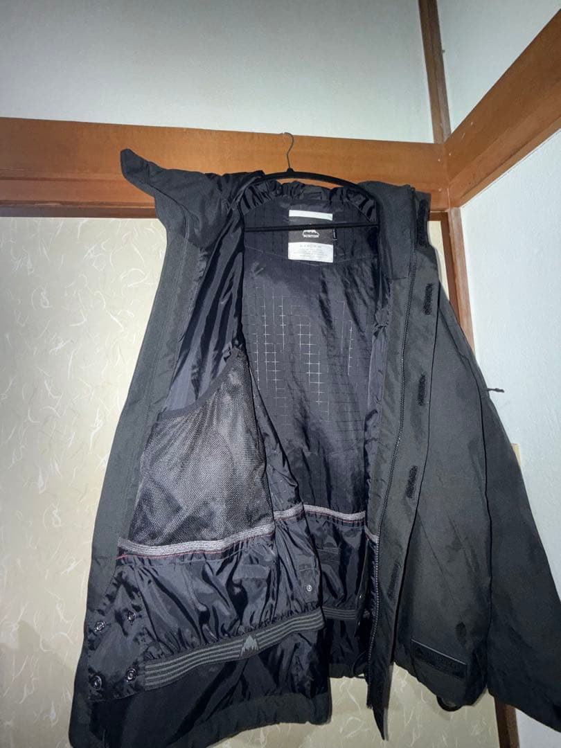 Burton スノーボードジャケットLサイズ