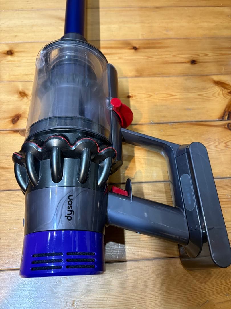 ダイソン Dyson V10（SV12） 動作確認済　付属品付き