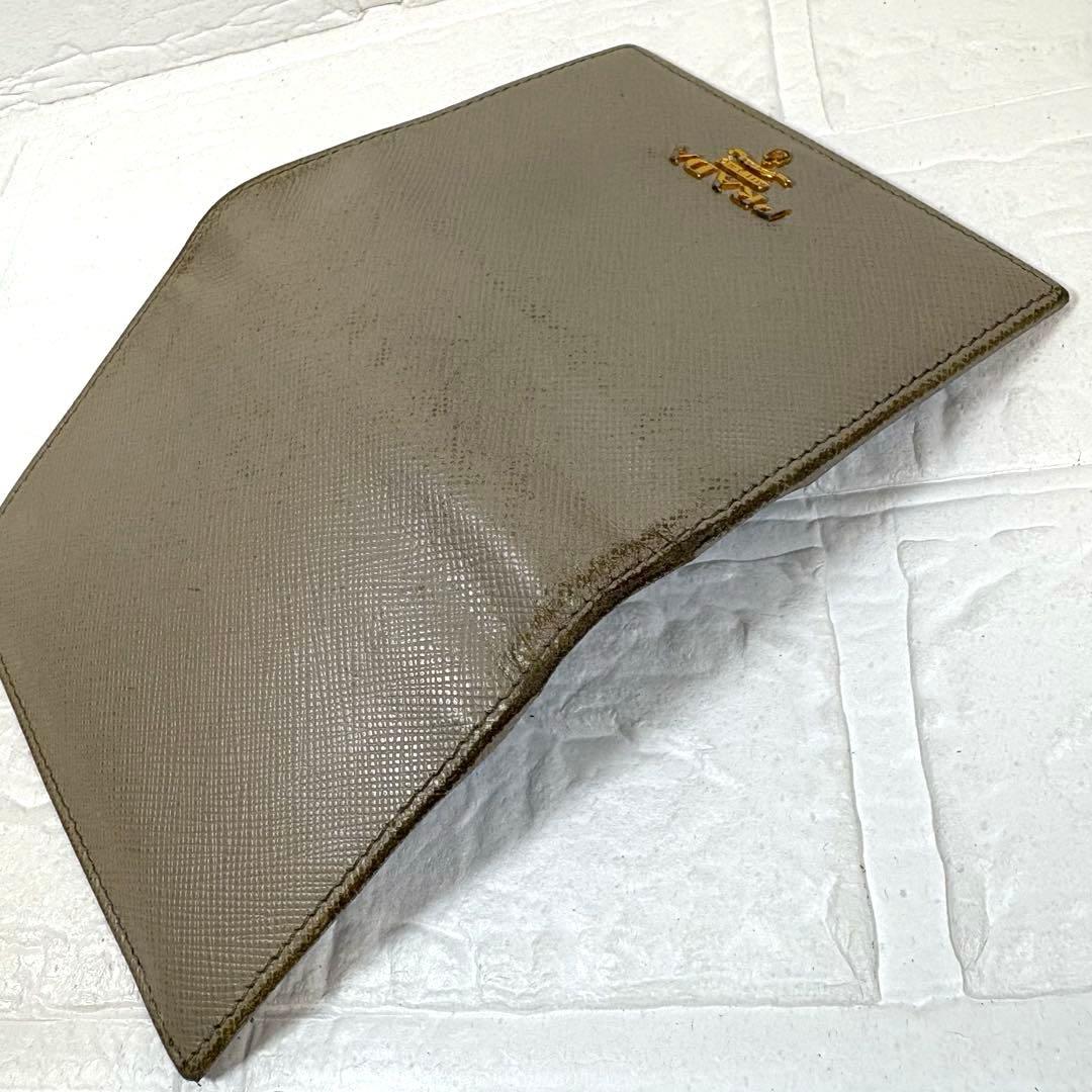 プラダ PRADA サフィアーノレザー 二つ折り財布 ベージュ