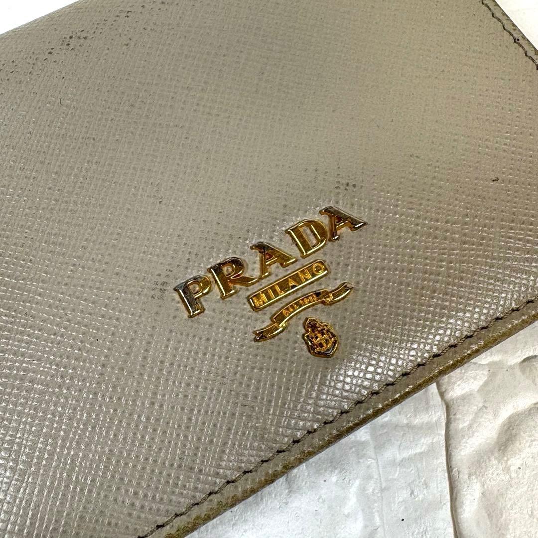 プラダ PRADA サフィアーノレザー 二つ折り財布 ベージュ