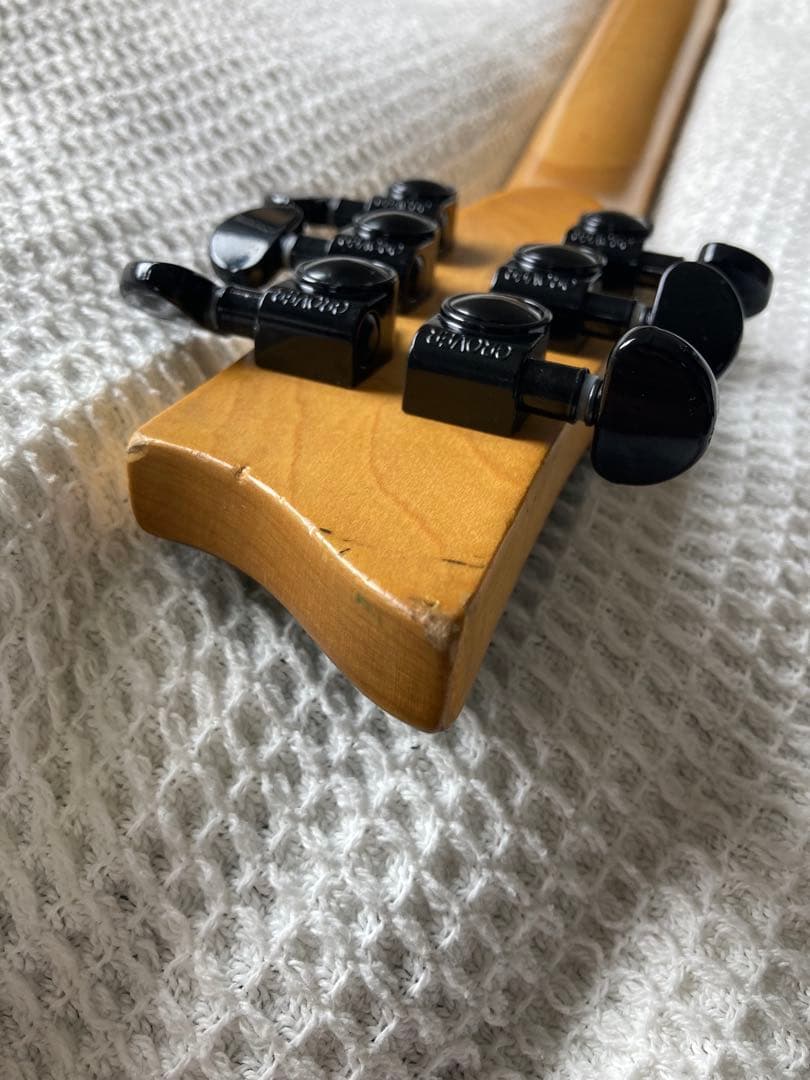 ギター SCHECTER DAMIEN-6 EMG-HG