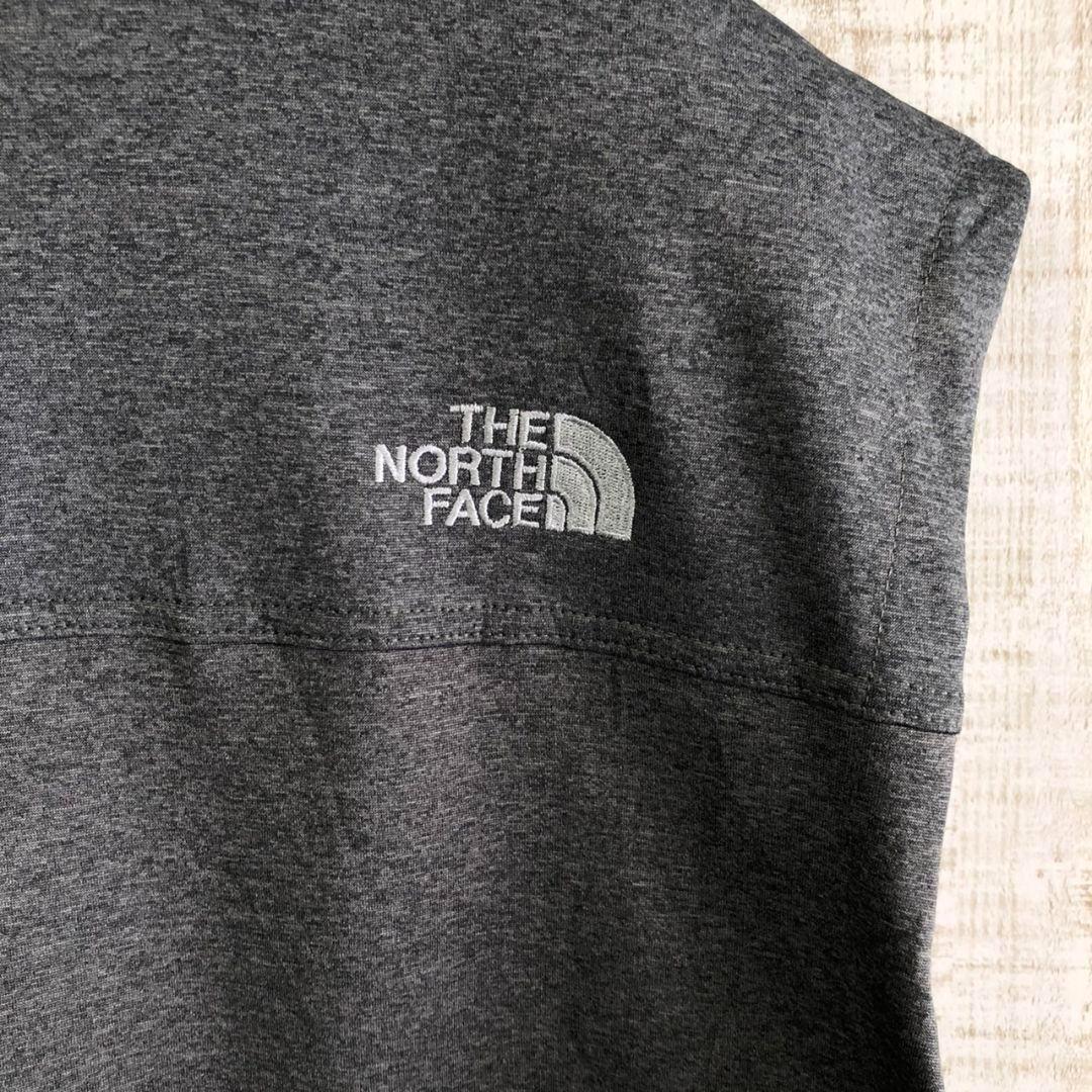 ザノースフェイス　刺繍ロゴ　企業ロゴ　ベスト　ノースリーブ　グレー　古着　未使用