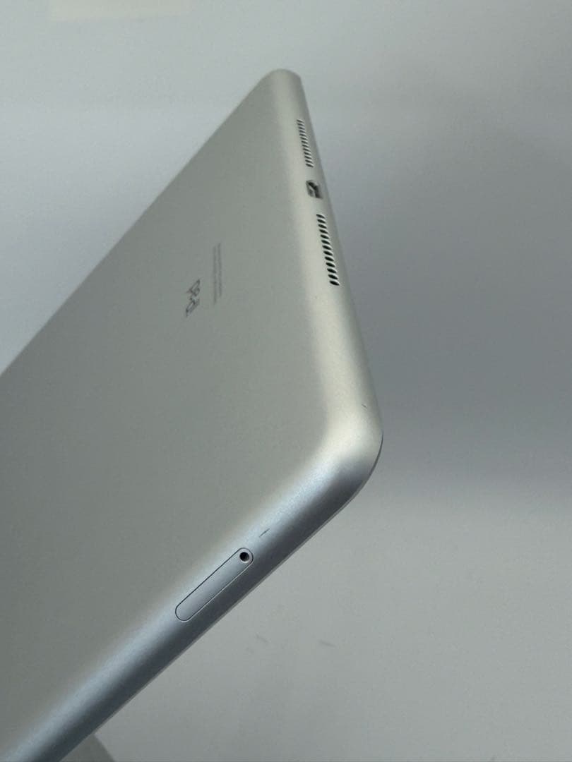 iPad 第8世代 128GB