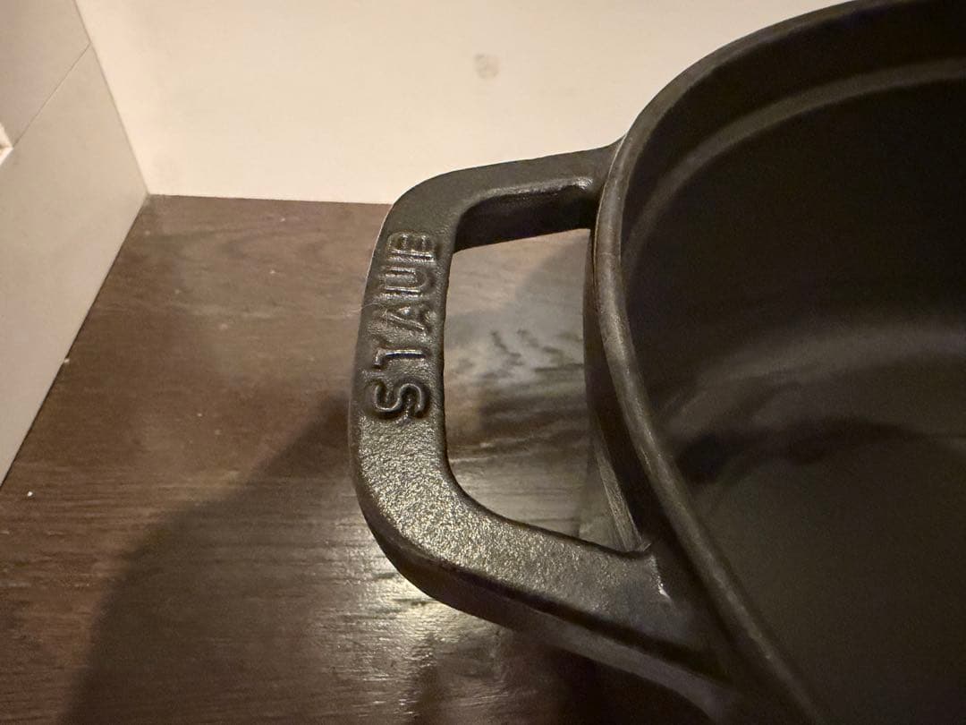STAUB LA COCOTTE 両手鍋 31センチ　蓋付き