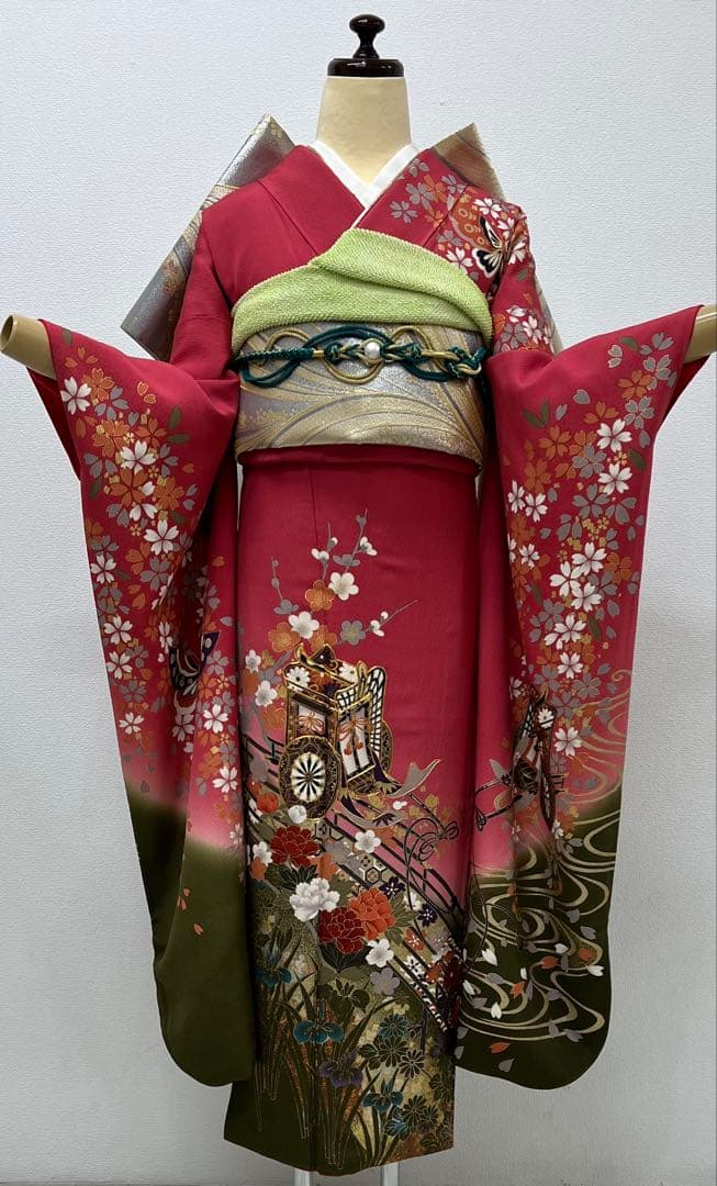 振り袖　フルセット　別誂長襦袢　御所車　成人式　金彩　刺繍入り　ピンク　802
