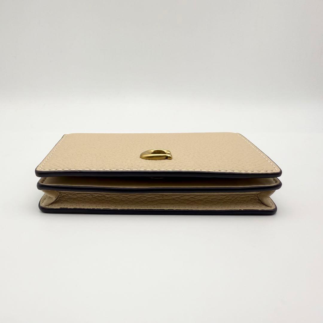 COACH 大人気！！ エッセンシャル ビジネス カードケース アイボリー 新品