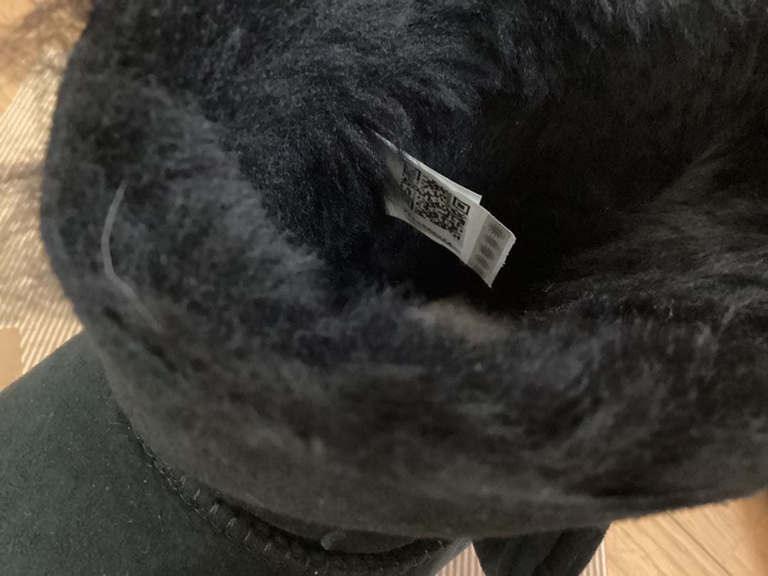 未使用★UGG ジャッキー スワロフスキー リボンブーツ24