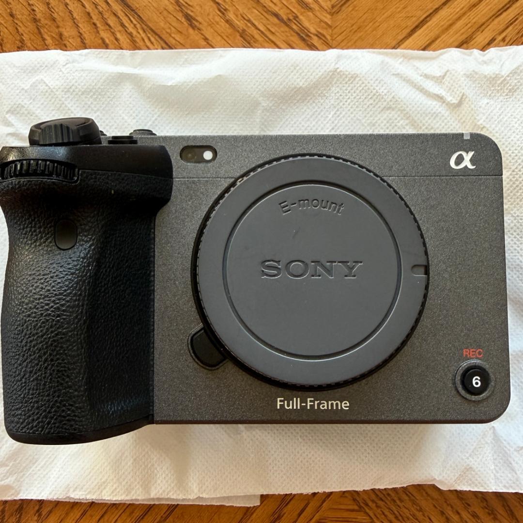 Sony FX3 ILME-FX3 美品 ハンドルユニット バッテリー 3個　他