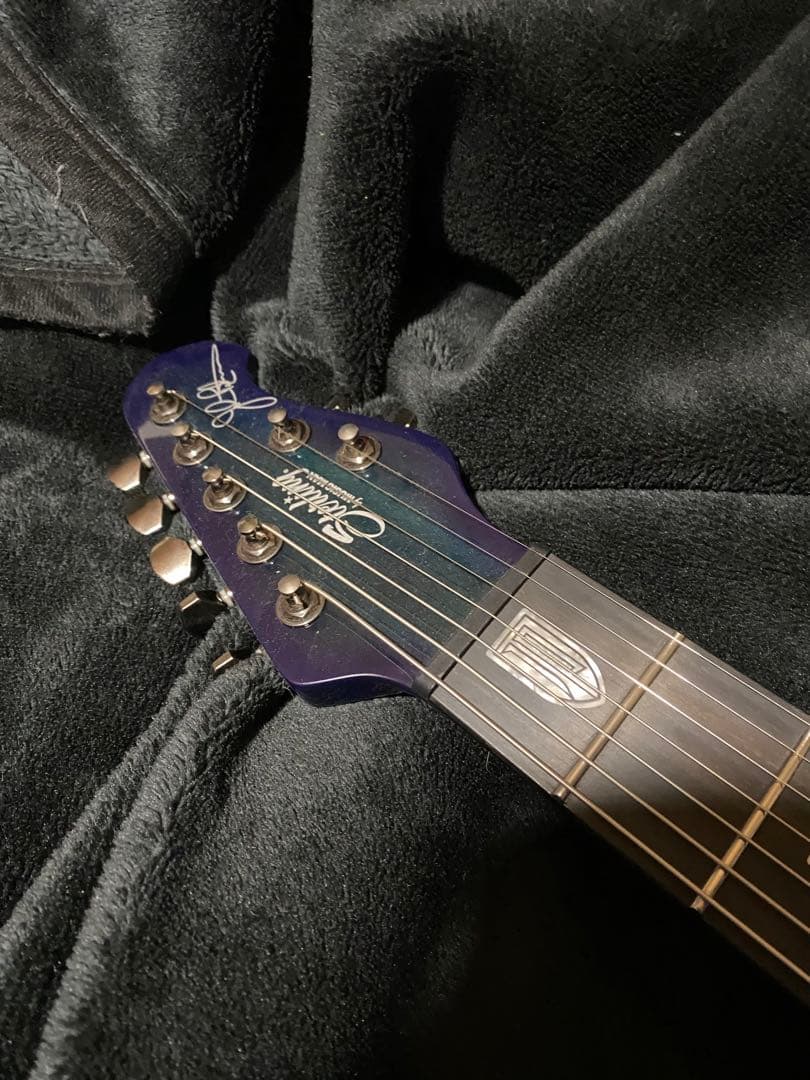 ギター Sterling by MUSICMAN MAJ270