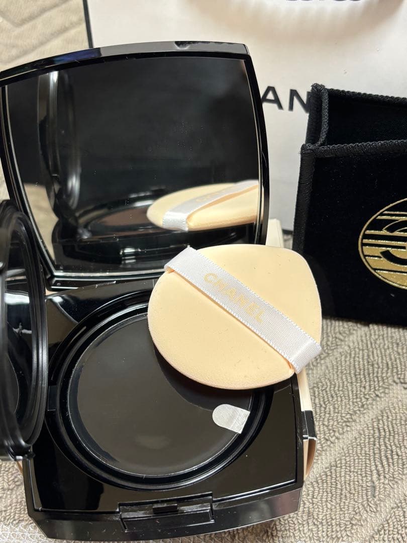 CHANEL レ ベージュ ヘルシー グロウ クッション 2025B10