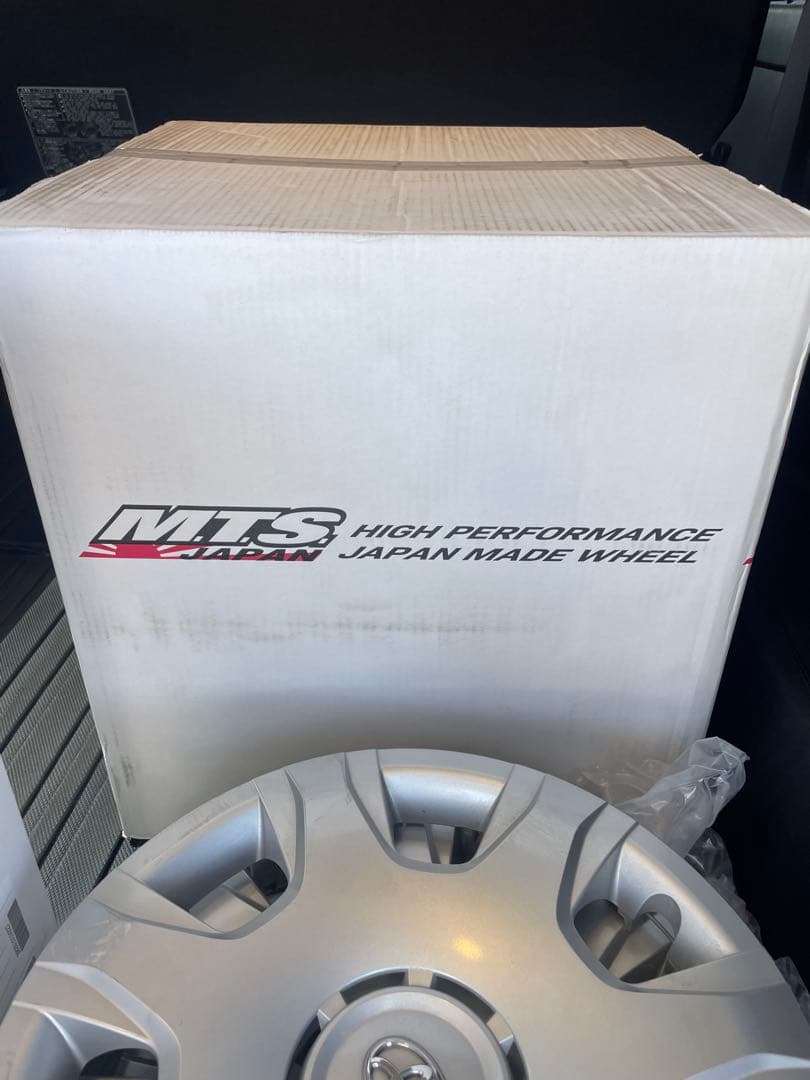 ハイエース　MTS エムテクノ　CROSS TW１７インチ　４本セット