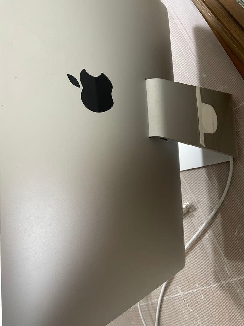 iMac 27インチ Retina 5K 3.2GHz i5 8GB 1TB 2