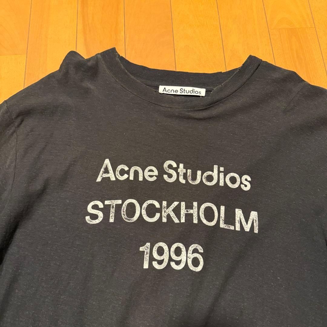Acne studios S ロンT ブラック　ロゴTシャツ