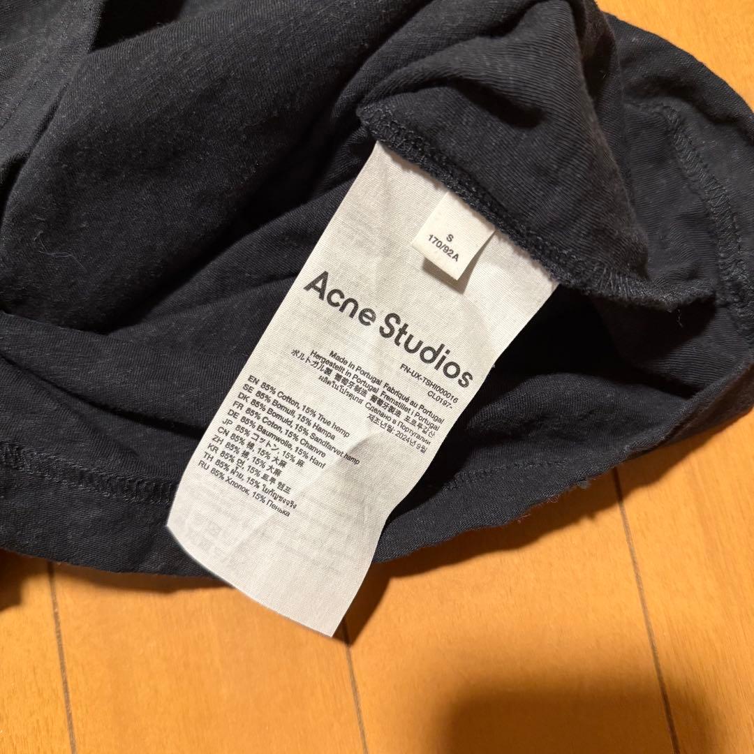 Acne studios S ロンT ブラック　ロゴTシャツ